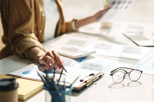 浅谈股市“三力”