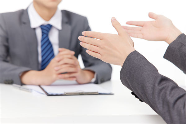 关税摇摆不定！市场避险情绪升温 金价强势大涨重回3400美元