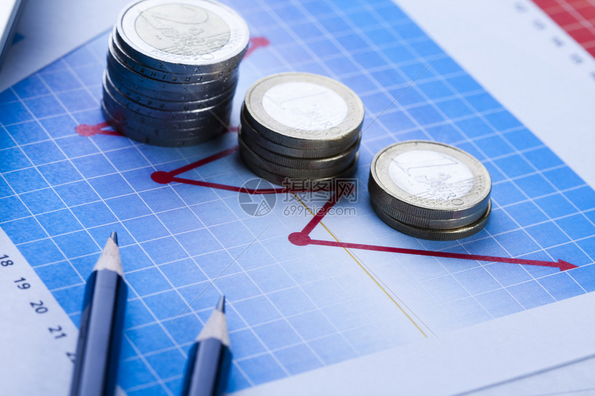 超常规举措发力 全链条打击治理